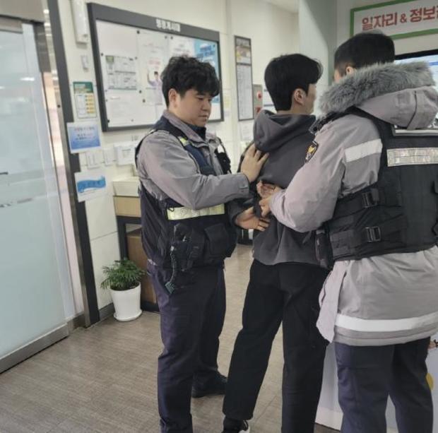 썸네일이미지